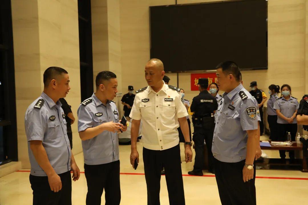 新澳门六开彩免费网站,新澳门六开彩免费网站，探索与警示