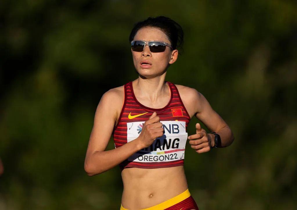 今晚澳门9点35分开什么,今晚澳门9点35分的赛事前瞻