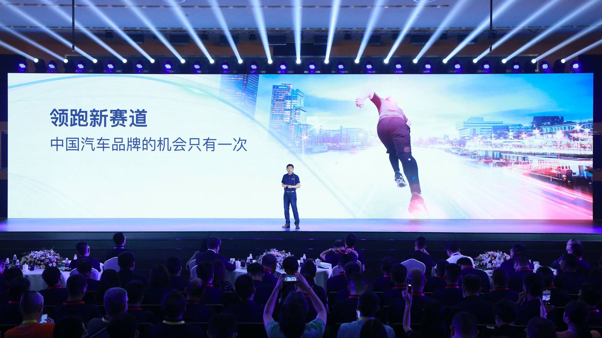 2025澳门濠江免费资料,澳门濠江的未来展望，免费资料的探索与预测（至2025年）