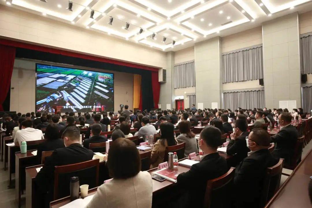 2025年澳门天天彩正版免费大全,澳门天天彩正版免费大全，探索未来的彩票世界（2025年展望）