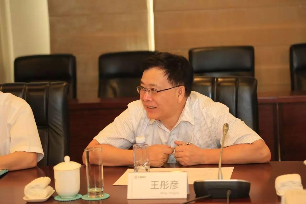 2025新澳门正版免费正题,澳门正版免费游戏，探索未来的机遇与挑战