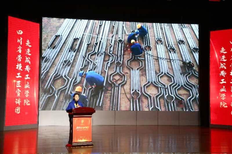2025正版资料全年免费公开,迈向2025，正版资料全年免费公开的新时代